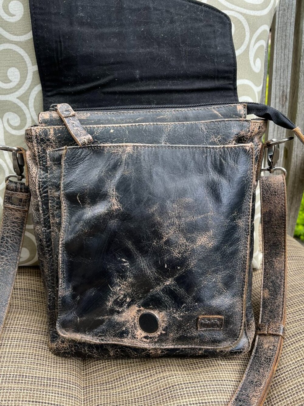 Bed Stu AINHOA LTC Crossbody, Black Lux Leather, MSRP $255, Like New Condition - Picture 3 of 16